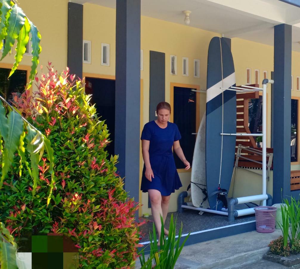 Jelajah Batukaras Apartment Exterior photo